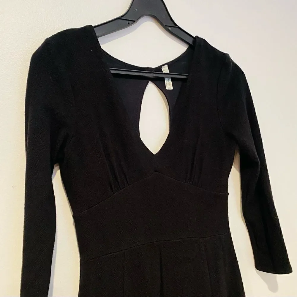 Free People Black V Neck Keyhole Skater Dress Size Small